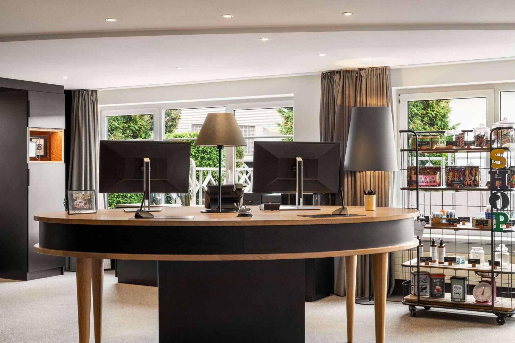 Vienna House Easy By Wyndham 4*